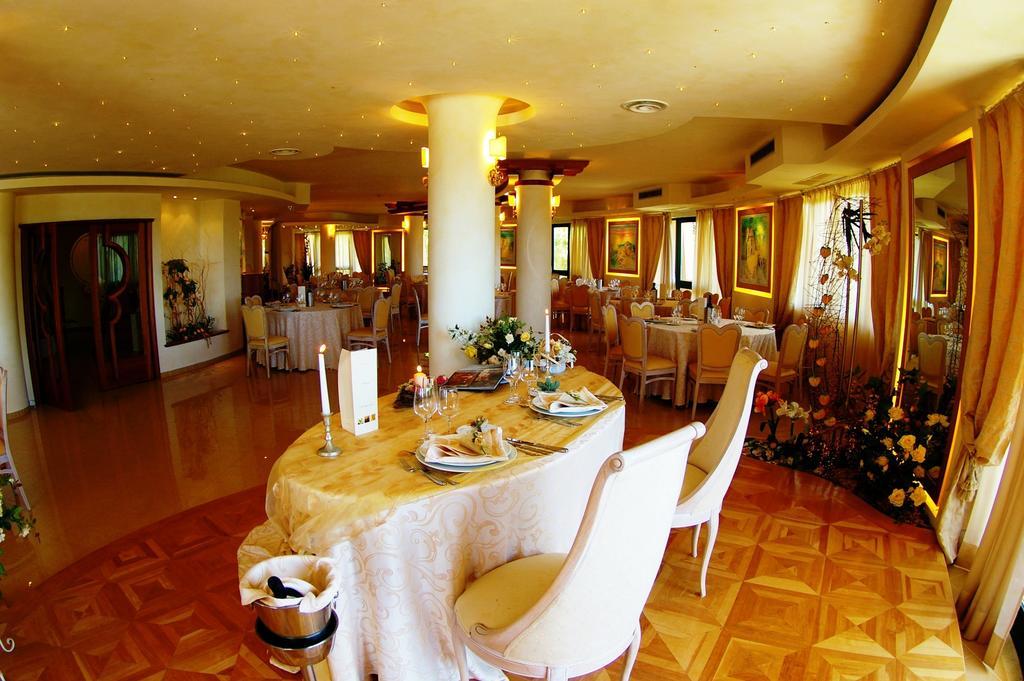 Solemare Club Village Capo Vaticano Exterior photo
